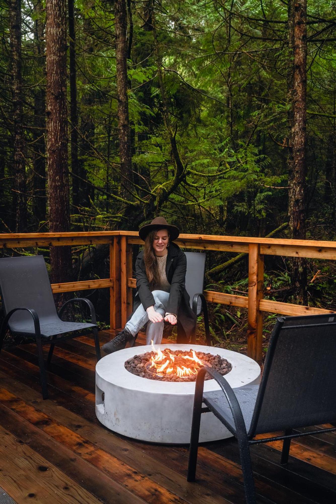 West Coast Trail Lodge Port Renfrew Exterior foto